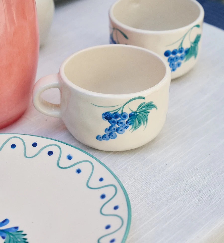 Anna + Nina - Grapevine Cappuccino Mug mok - Image 2