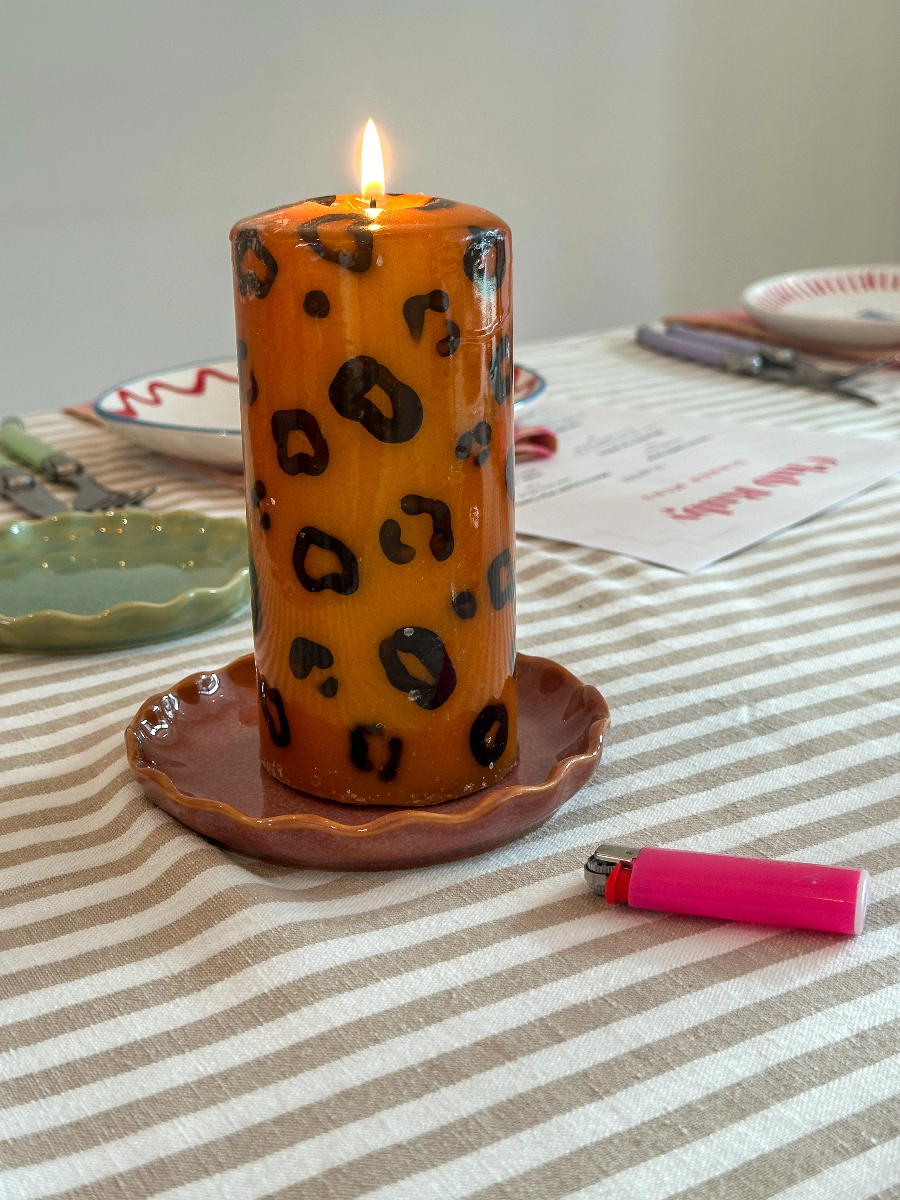 Bordje moove 13cm Marron glacé handgemaakt keramiek in een trendy design - Image 3