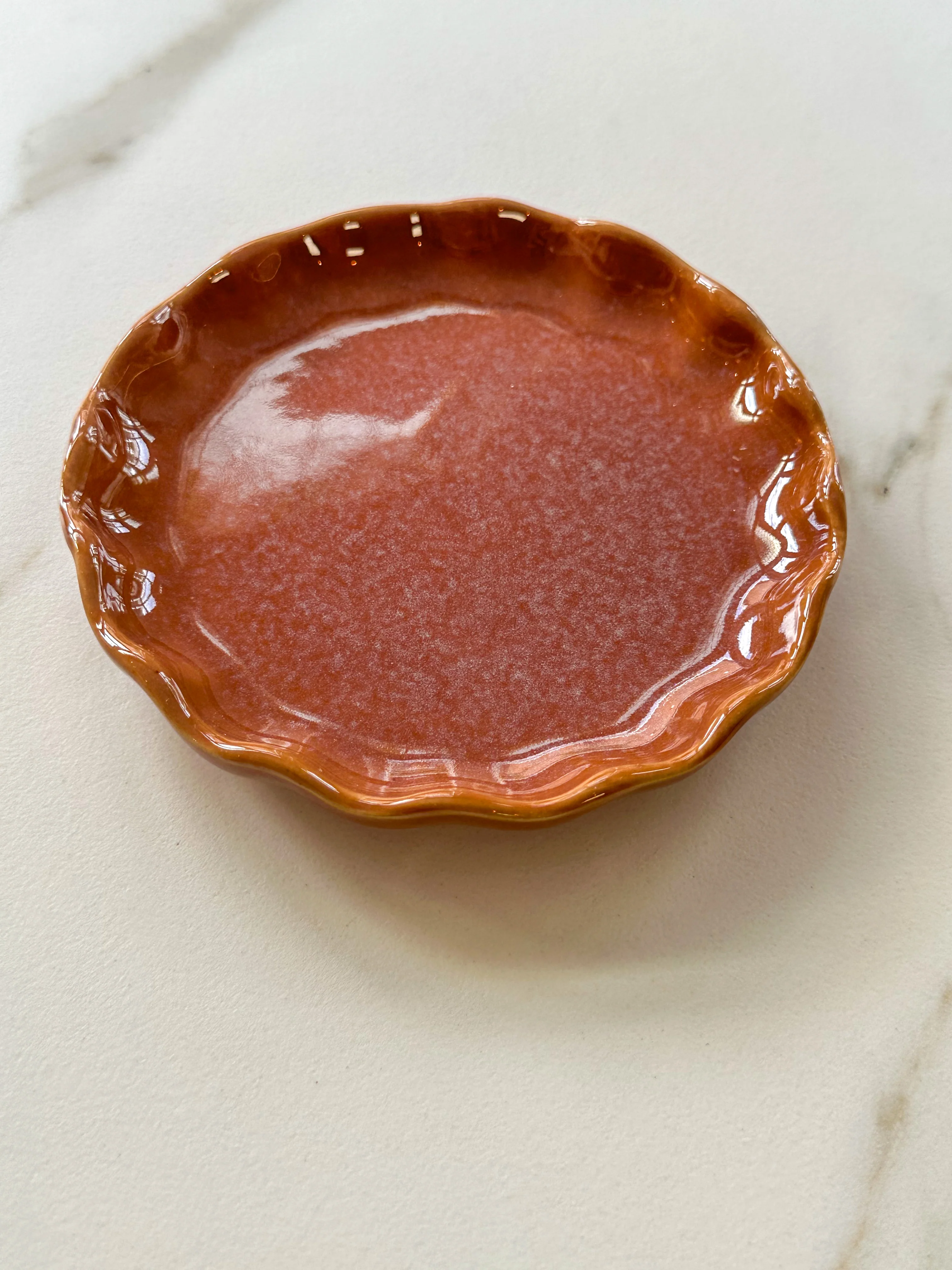 Bordje moove 13cm Marron glacé handgemaakt keramiek in een trendy design - Image 7