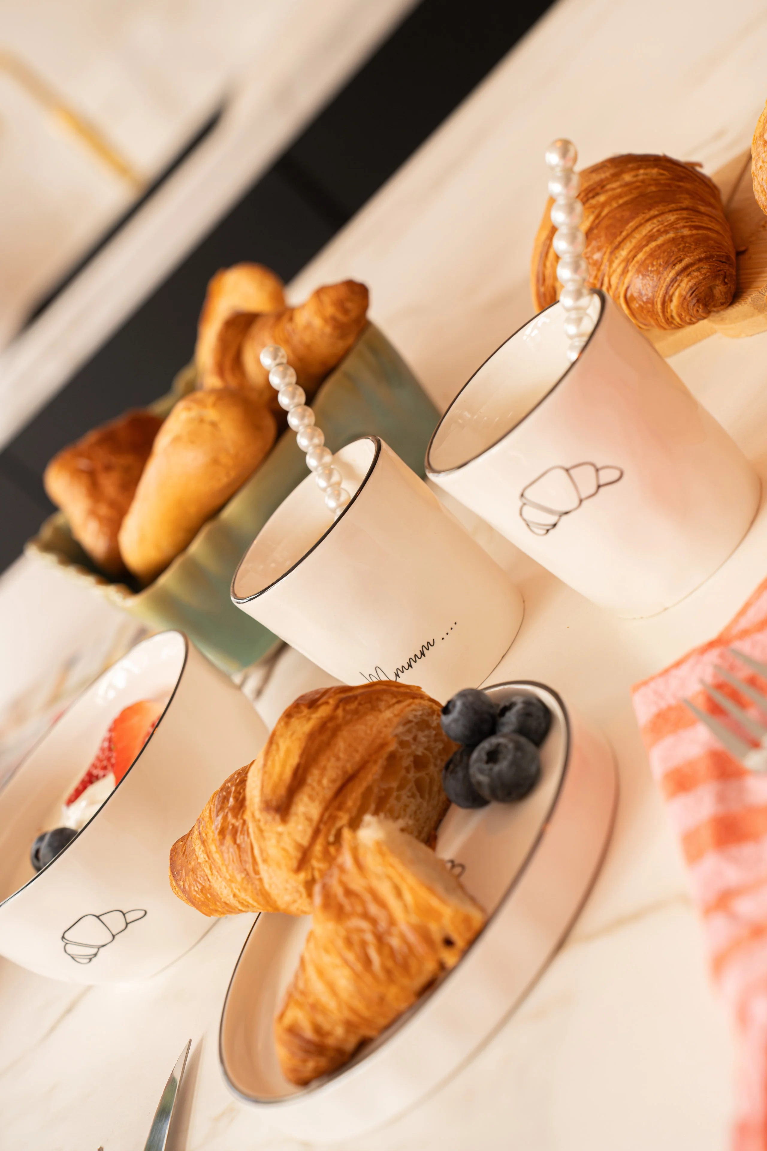 Bordjes uit de croissants collectie | Ruby Conceptstore - Image 19
