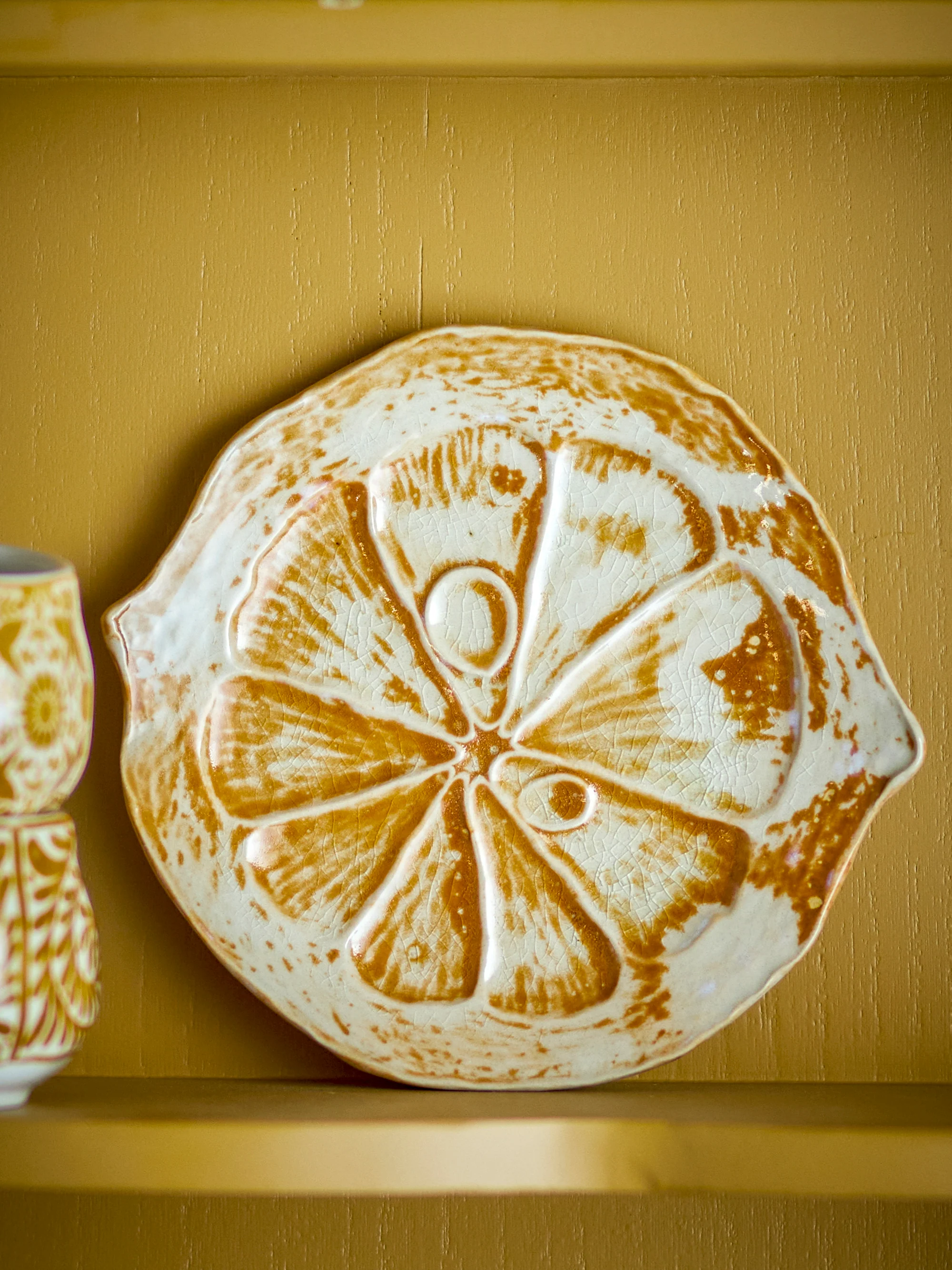 Golda serving plate – Citroenvormig serveerbord - Image 4
