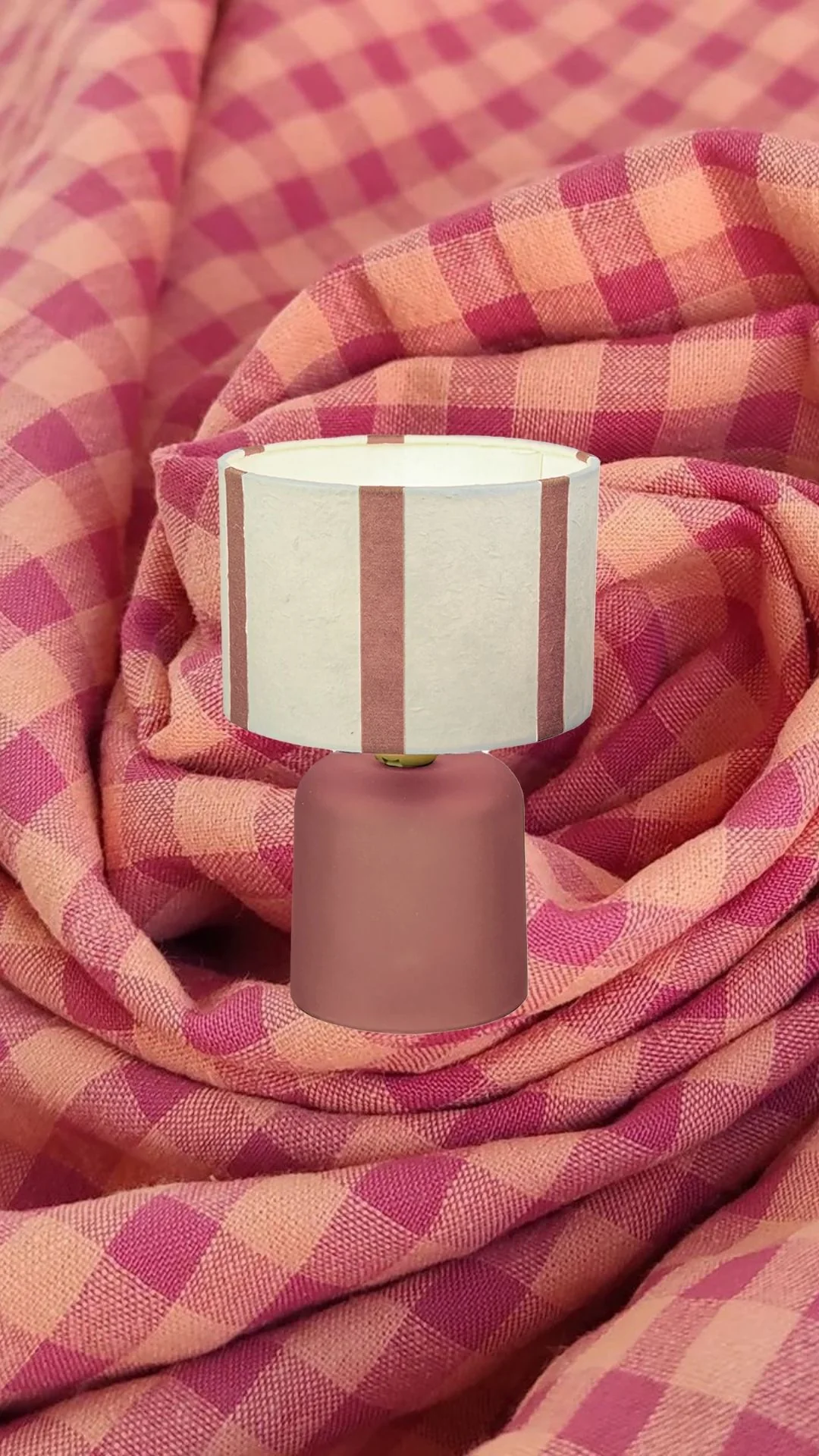 LED Tafellamp Roze – Gestreepte Kap - Image 5