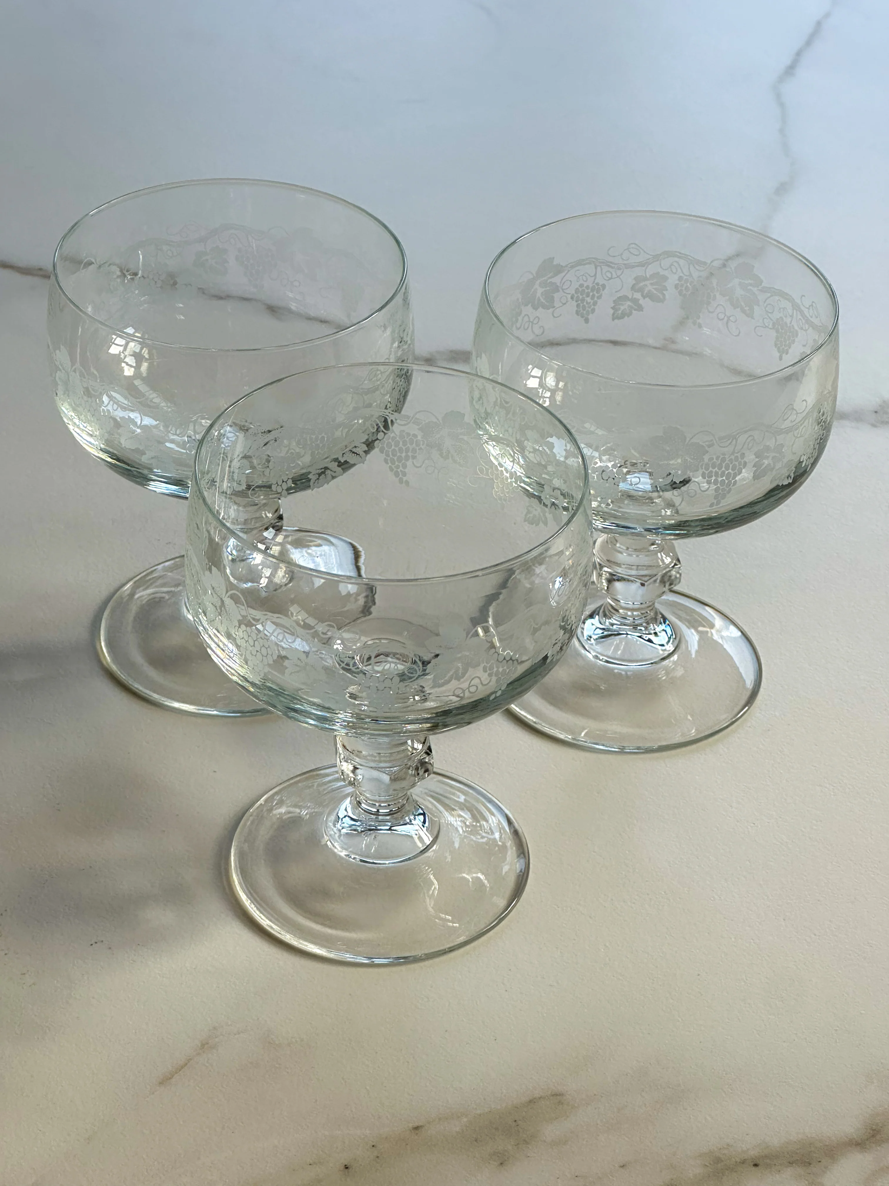 Set van 5 vintage cocktailglazen met druivenprint – Franse bistro stijl - Image 5
