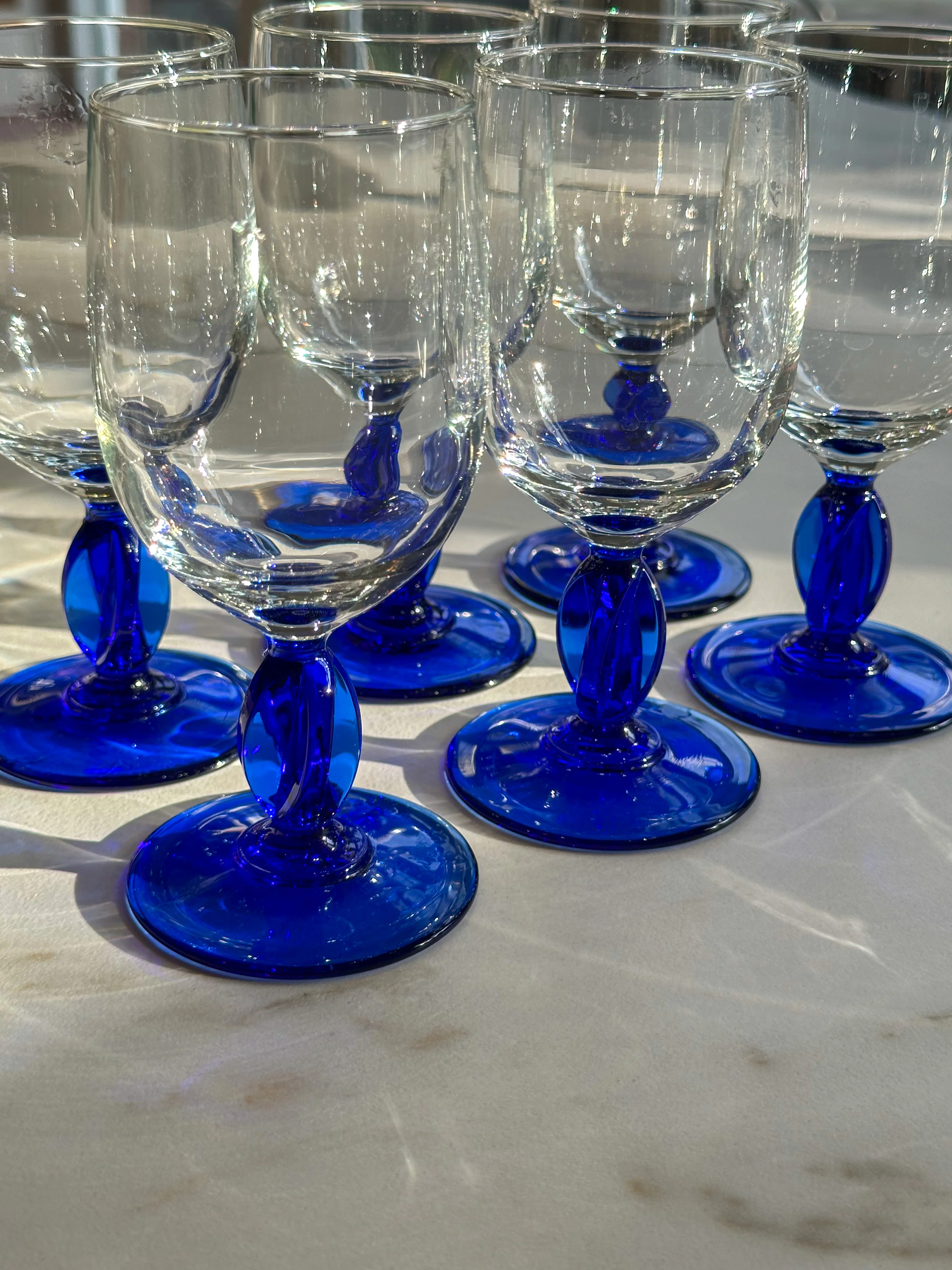 Vintage Luminarc blauwe glazen op voet – set van 6