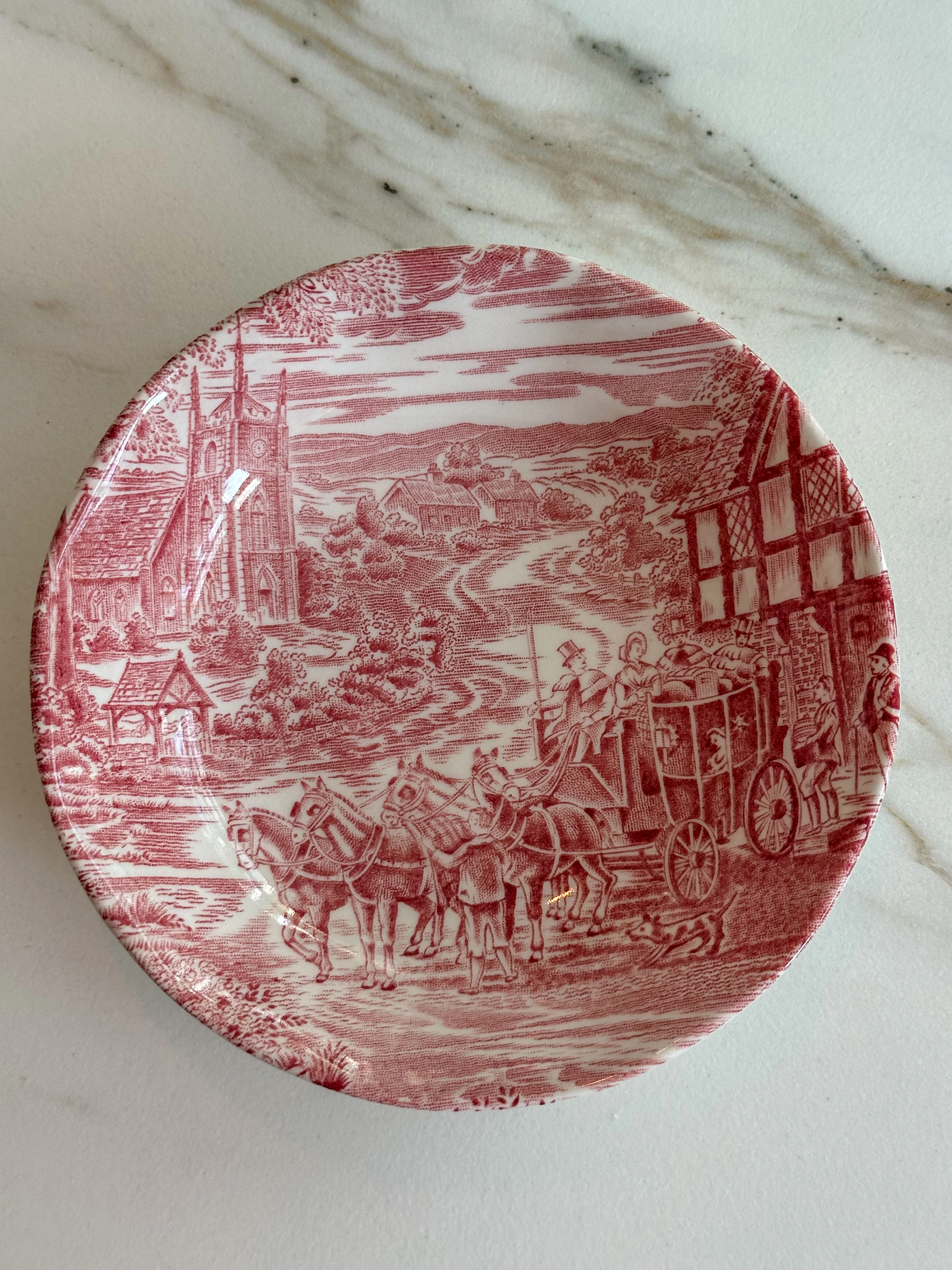 Vintage Engels Dickens Coaching Days Schaaltje – Rood Transferware – Made in England