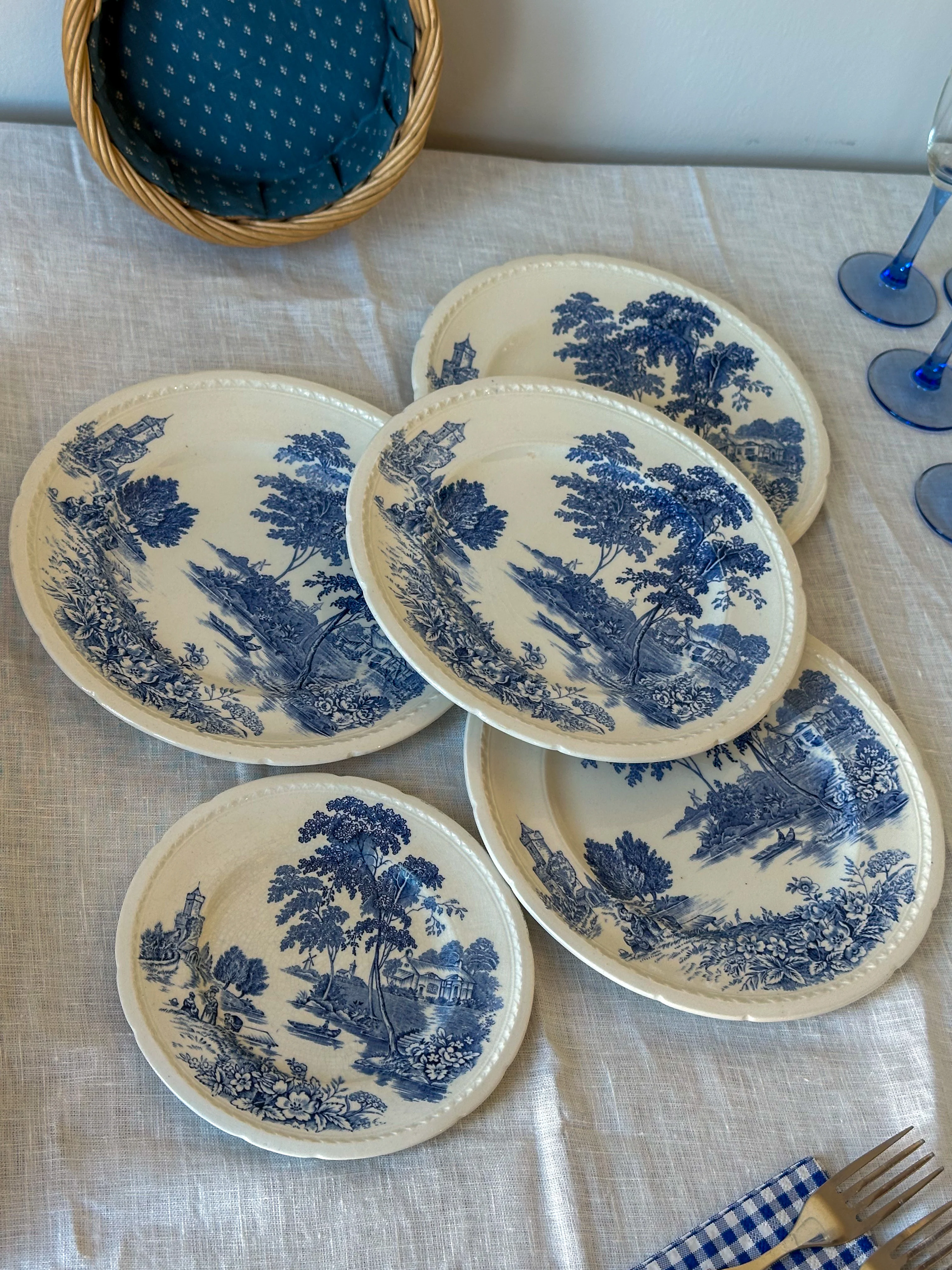 Vintage Engelse blauw-witte borden set – Swinnertons The Ferry - Image 2