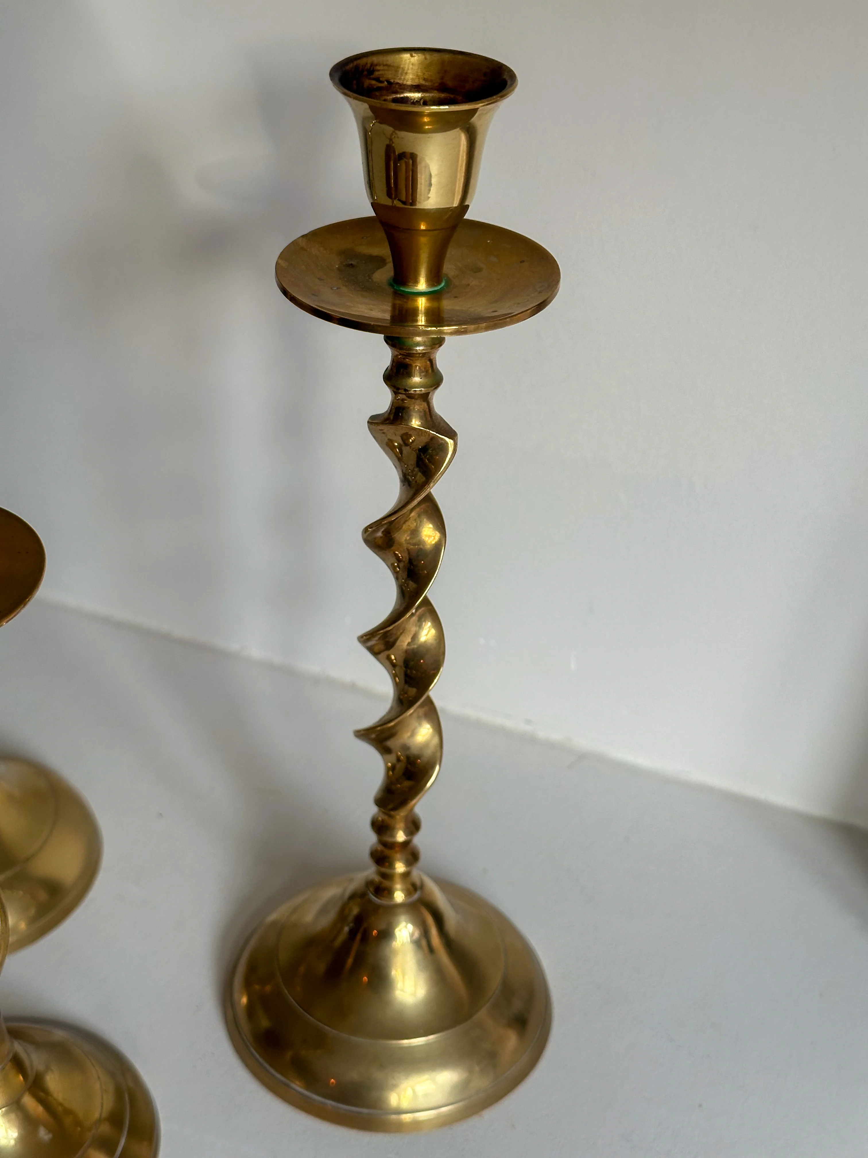 Vintage Messing Kandelaren Set – Gedraaide Kandelaars Set van 3 - Image 5