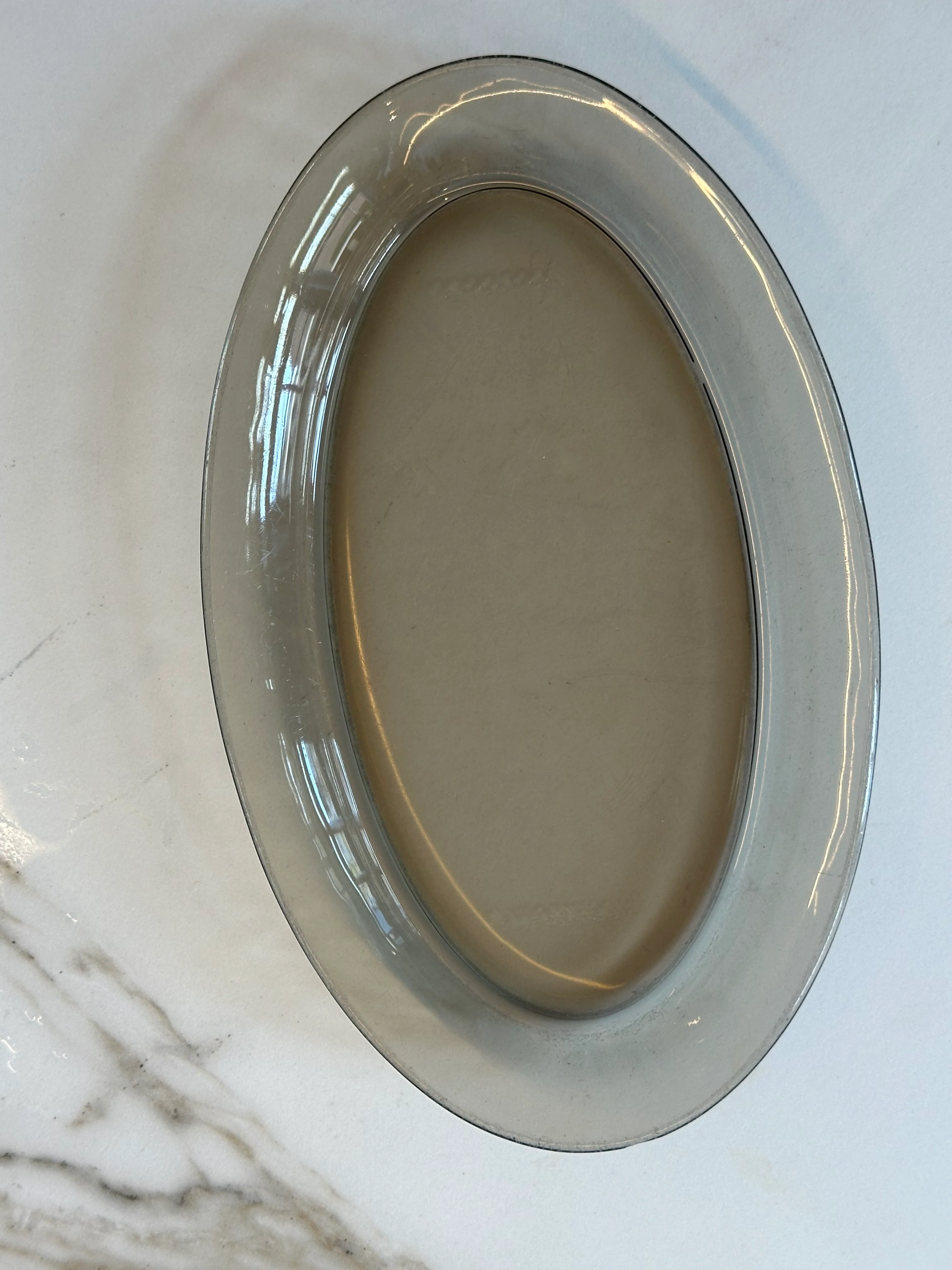 Vintage ovale schaal van rook glas uit Frankrijk - Image 3