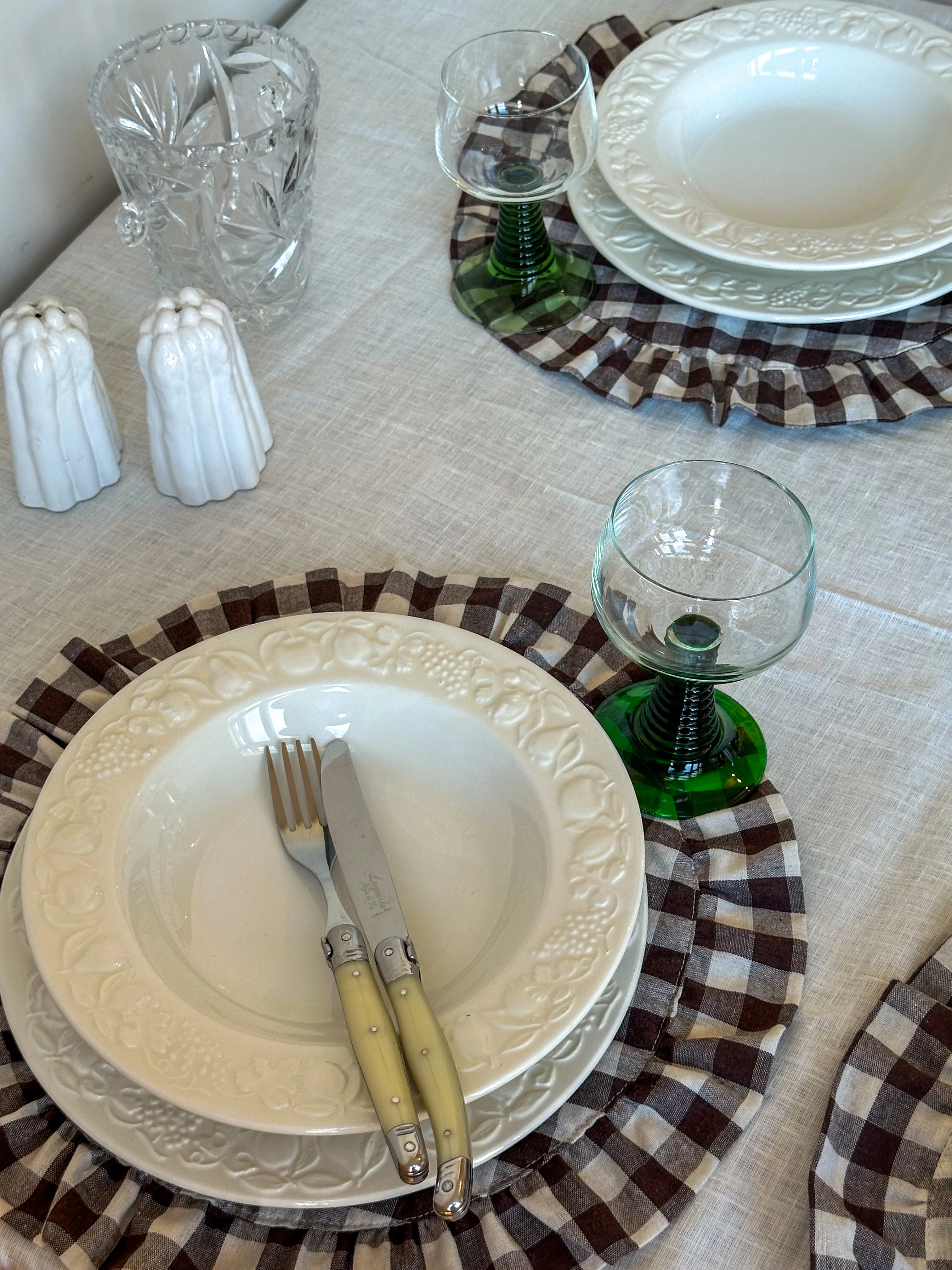 Vintage Quadrifoglio Italy diepe borden set van 4 – Italiaans reliëf servies wit - Image 4