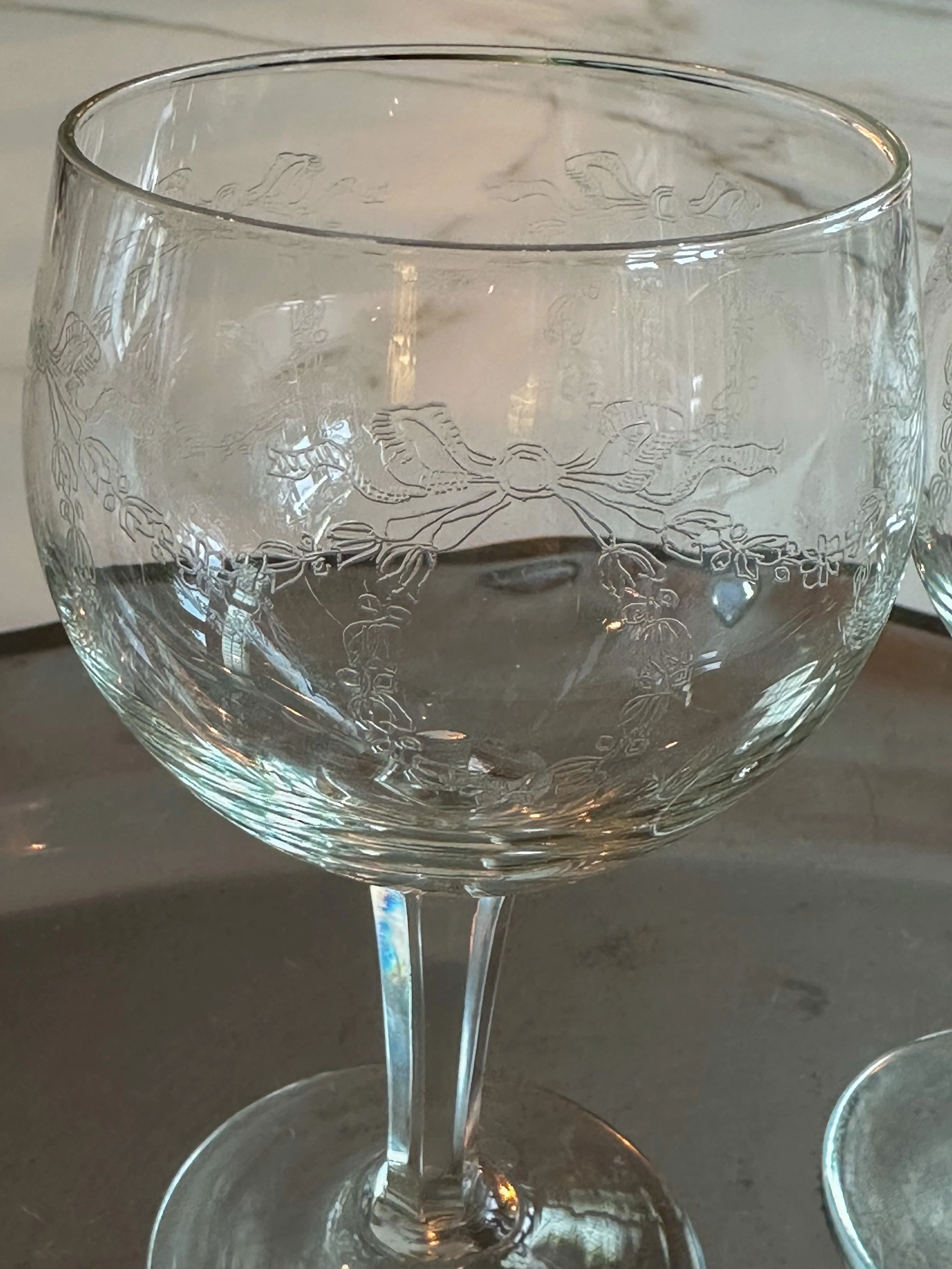 Vintage Wijnglazen met Geëtste Strikken – Set van 3 - Image 3